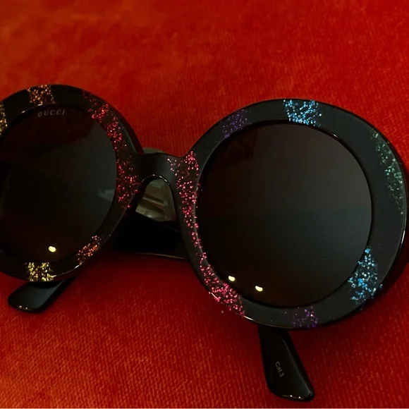 NEW! Gucci Black Round Eye Rainbow Glitter Shades Sunglasses Buy GUCCI GUCCI Re-Ace Collection Oversized Round Sunglasses  main image 4